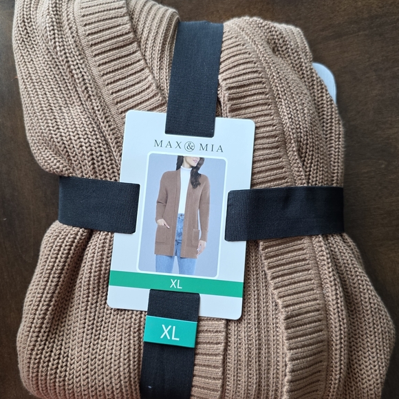 Womens Tan Sweater Cardigan - Picture 5 of 9